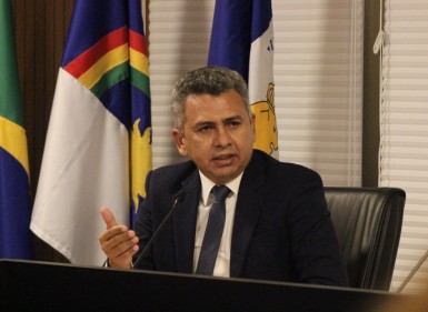 Doriel Barros apresenta PL para isenção do IPVA aos veículos com mais de 10 anos de fabricação