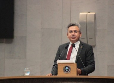 Deputado Doriel Barros propõe meia-entrada para trabalhadores rurais em eventos culturais e esportivos