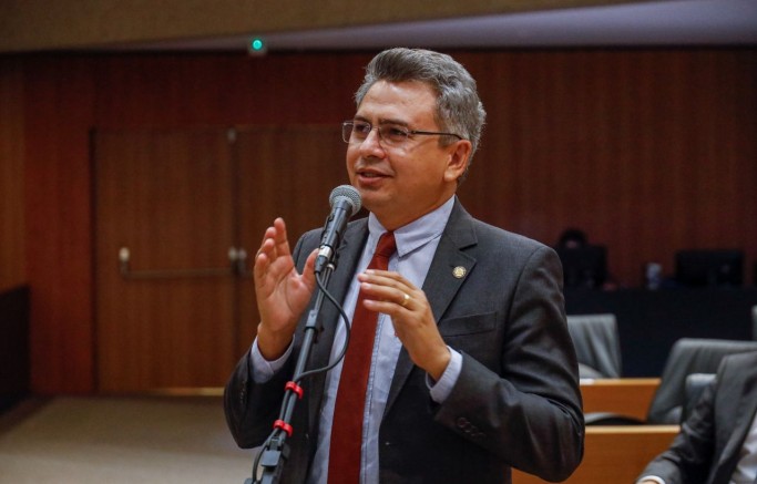 Doriel Barros apresenta projeto de lei para garantir infraestrutura nas feiras orgânicas de Pernambuco