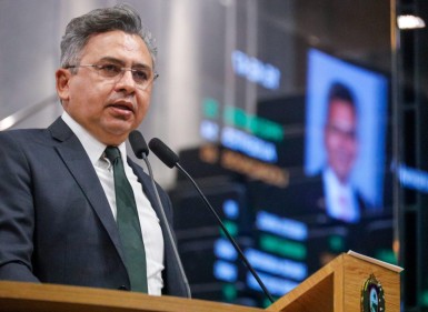 Projeto de Lei de Doriel Barros visa instituir em Pernambuco o Programa de Farmácias Vivas